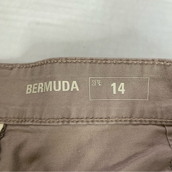 Sonoma Life Womens Cargo Shorts Plus Size 14 Tan Beige Pockets Knee Length - Picture 4 of 11